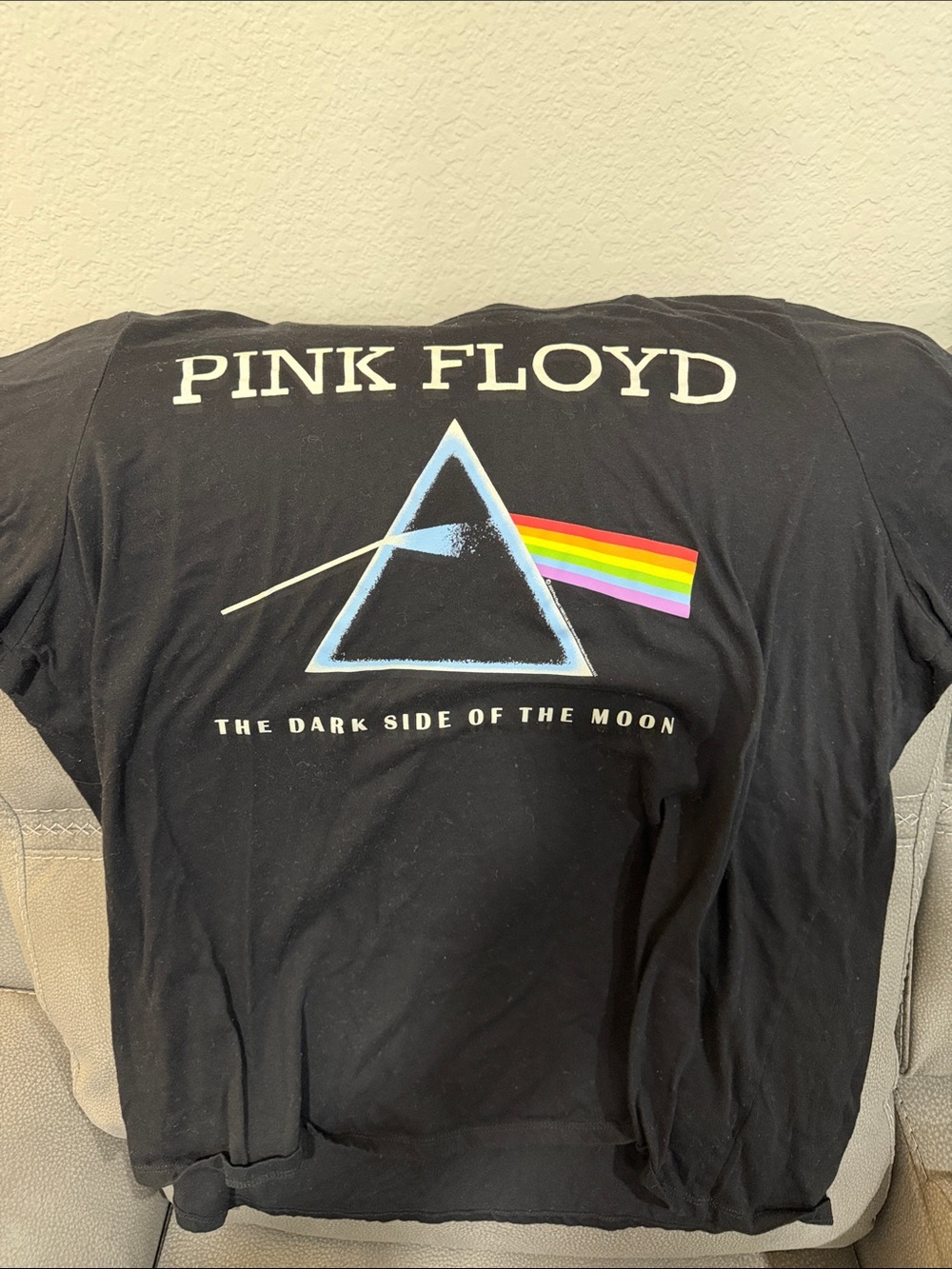 Pink Floyd shirt